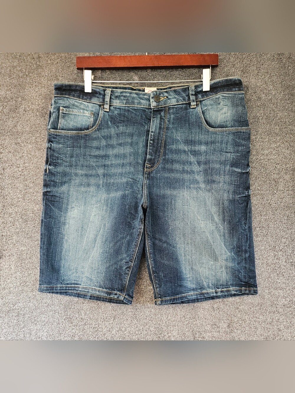 ASOS  Acid Wash Denim Bermudas Shorts Size 36W